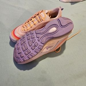 Size 9 women Airmax 97